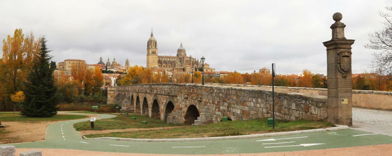 Apartamento turisticos Puente Romano P3 1-B Salamanca Bagian luar foto
