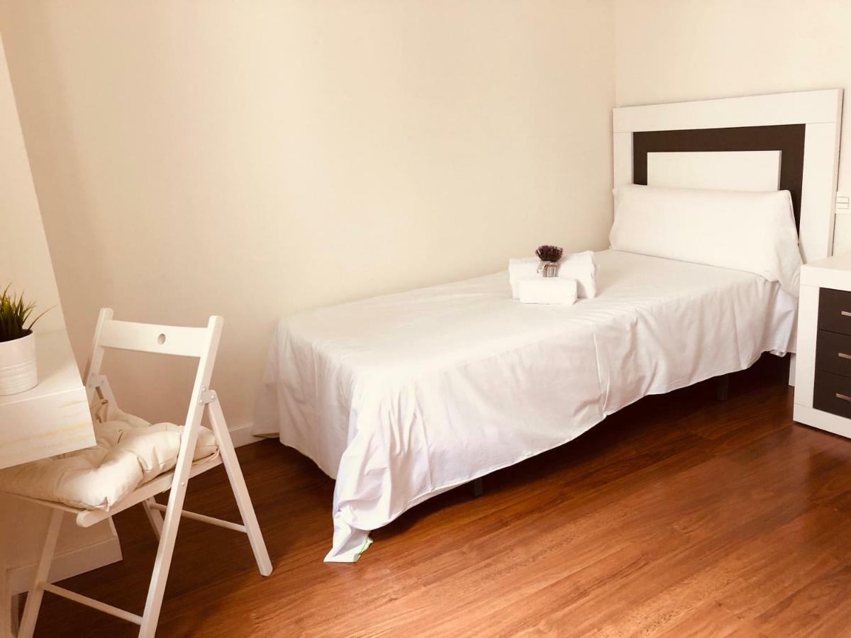 Apartamento turisticos Puente Romano P3 1-B Salamanca Bagian luar foto